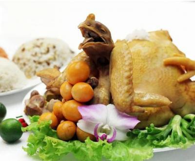 Gà mái thả đồi cúng (cân nặng 1,6kg kèm Cháo và Gỏi)